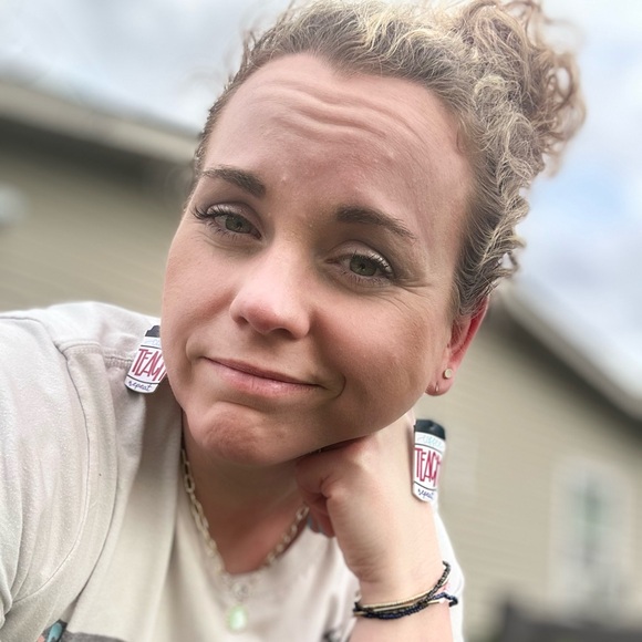 Meet your Posher, Tacie - Picture 5 of 7